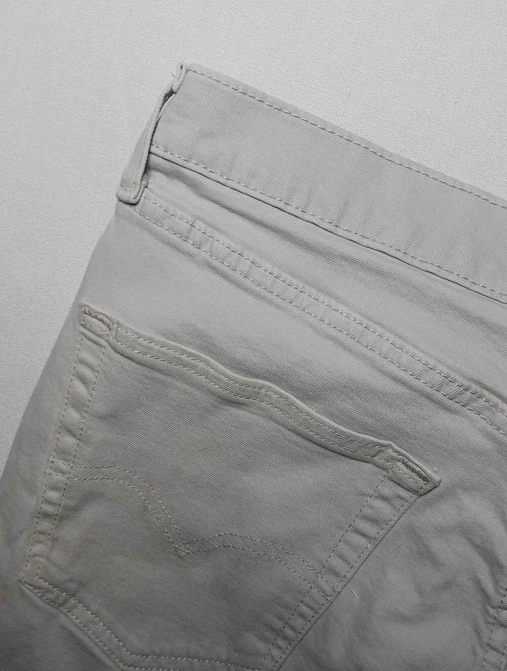 Levi's 505 Mens Regular Fit Jean Shorts 34 Ivory 9